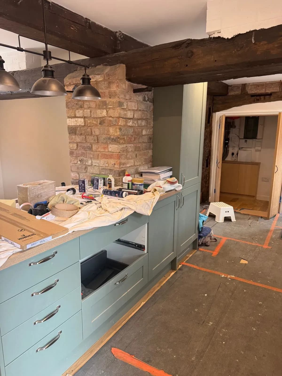 Spectrum Construction team at work
